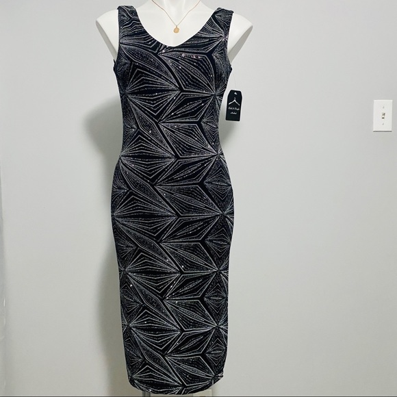 New with tags Cloth & People Dress, size S but fits like M - Picture 1 of 8